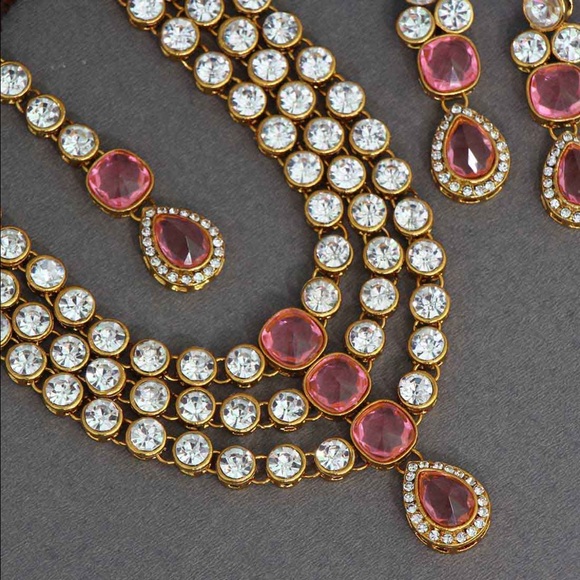 Pink Color Kundan Necklace and Tikka Set - Picture 2 of 4